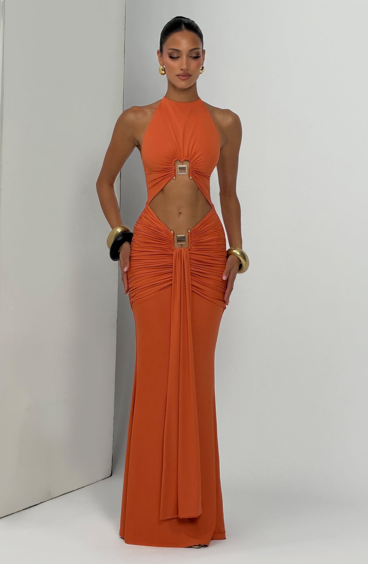 Aitana™ - Vestido Largo con Herrajes Naranja