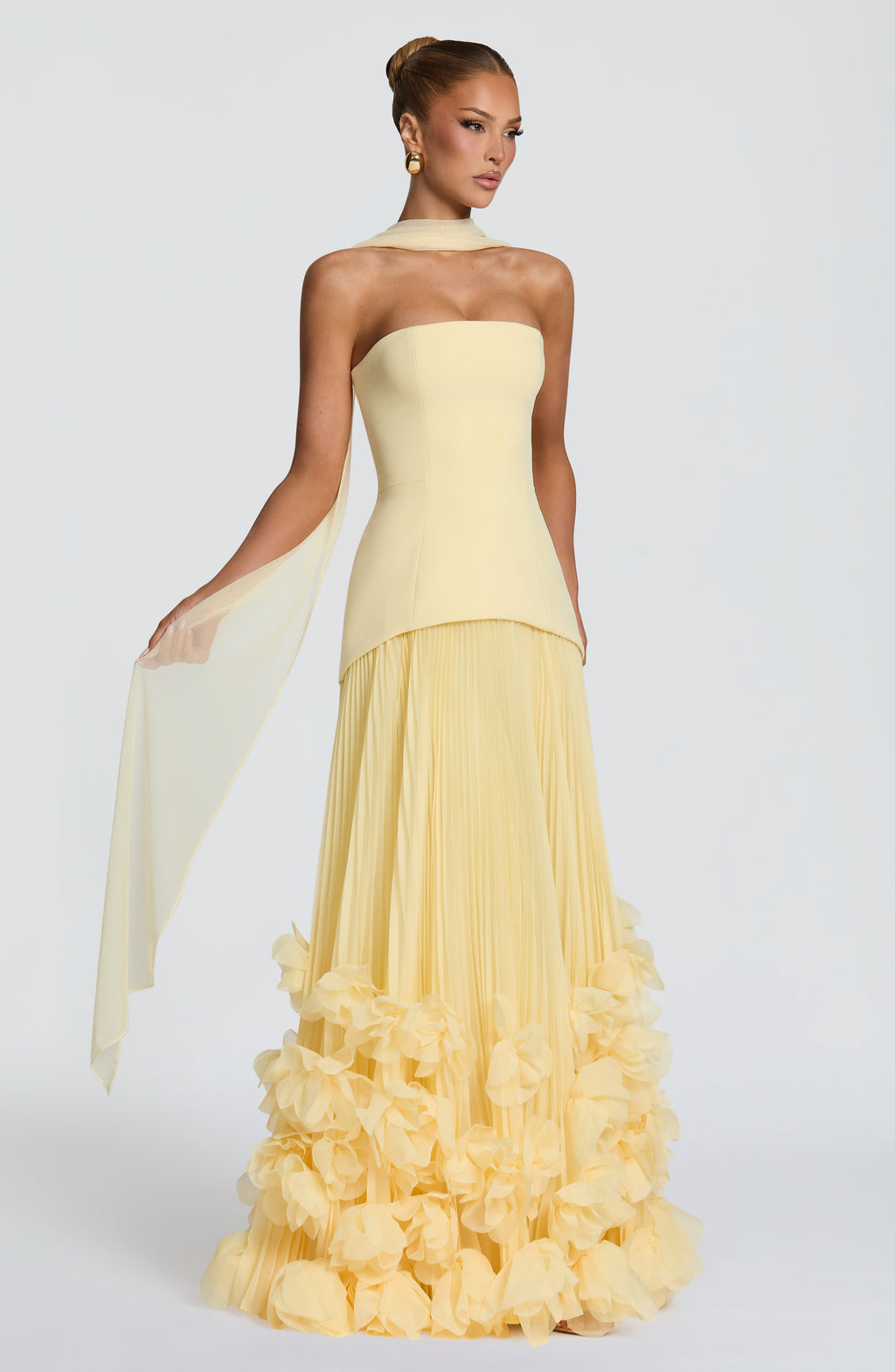 Serena™ - Vestido Largo con Bordado Floral