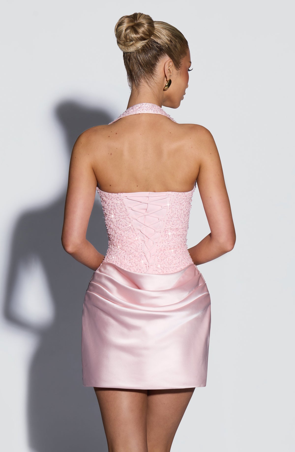 Nuria™ - Vestido Corto con Pedrería Rosa
