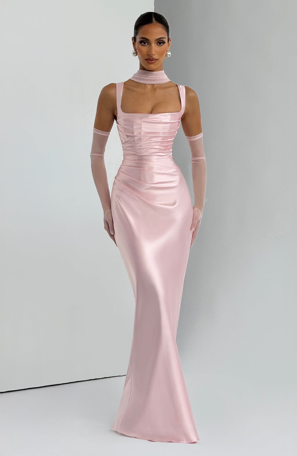 Carlota™ - Vestido Largo de Satén Rosa