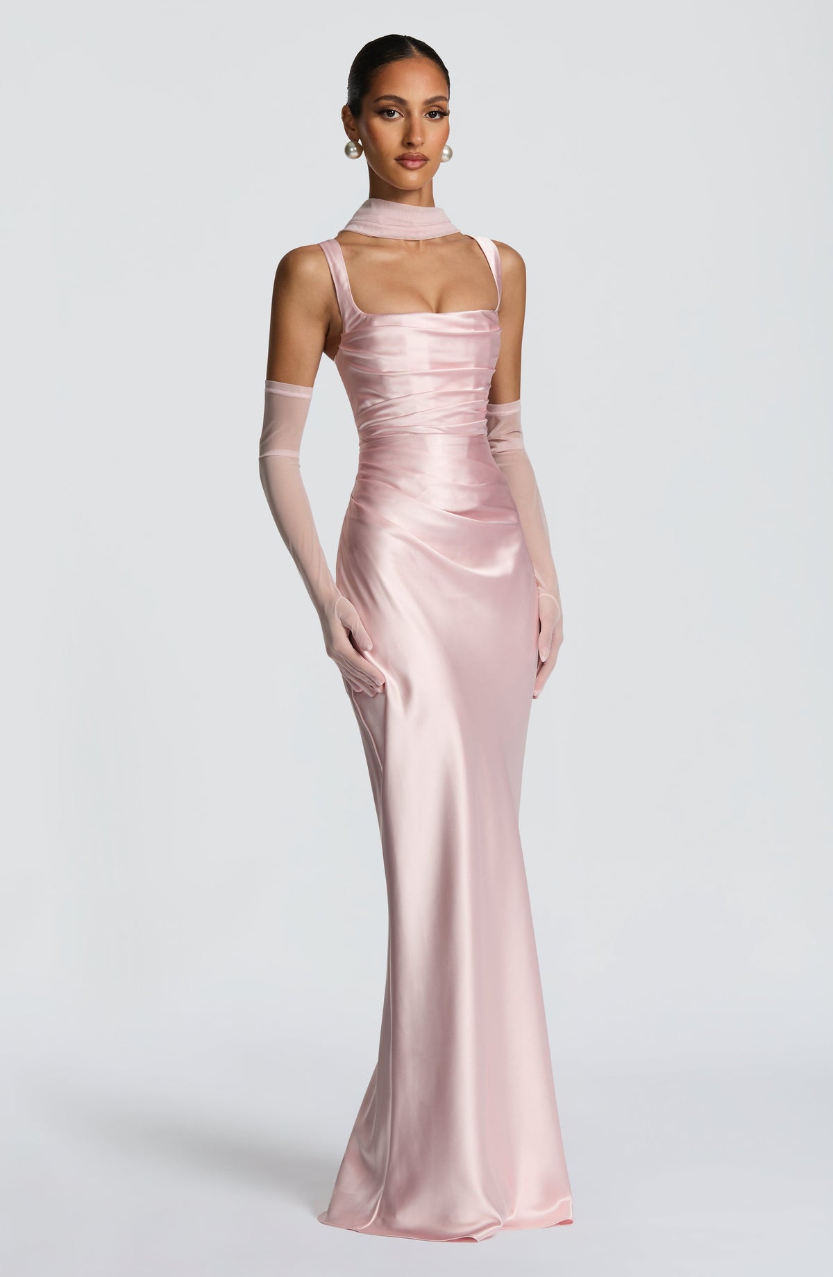 Carlota™ - Vestido Largo de Satén Rosa