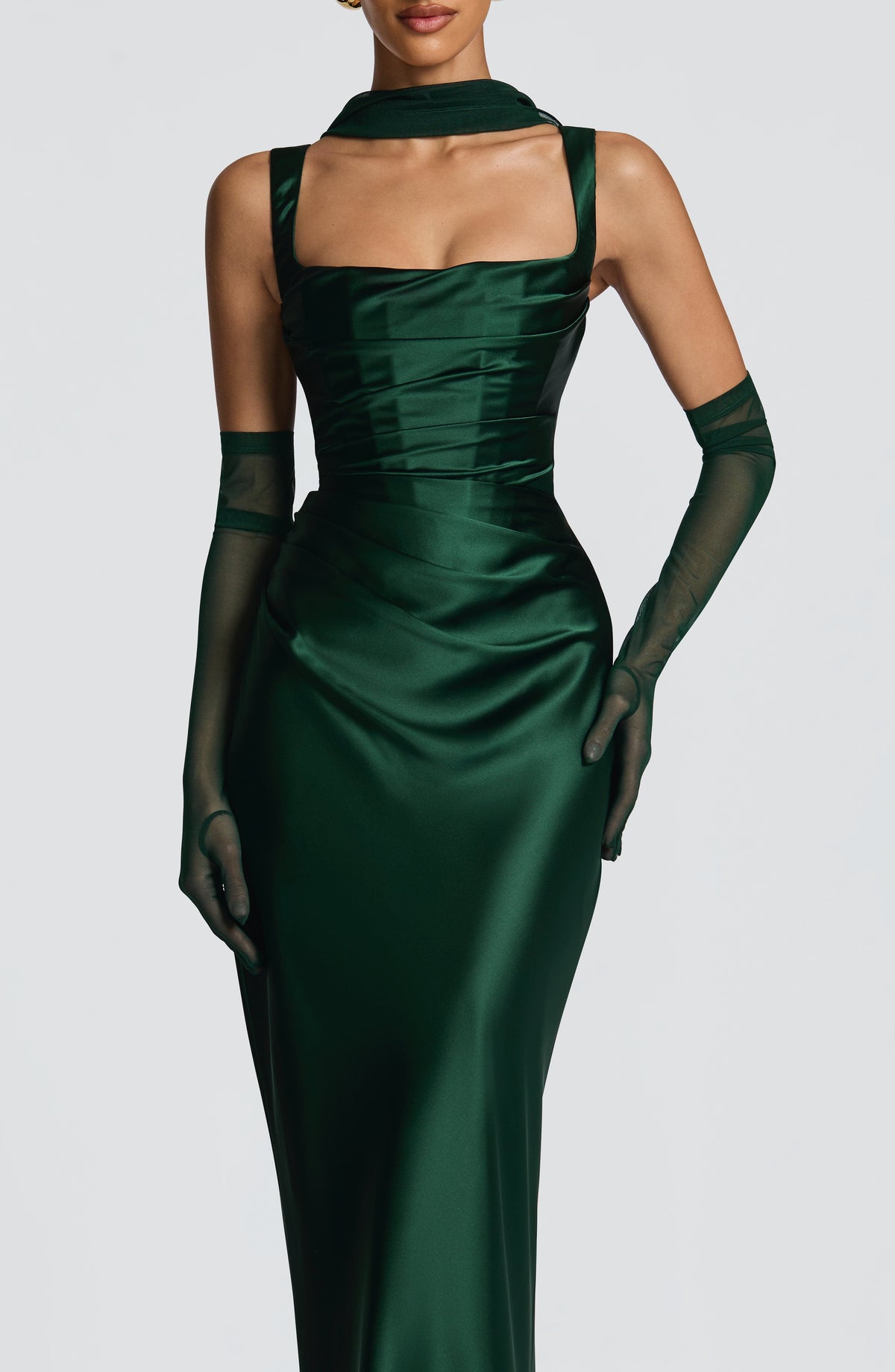 Carlota™ - Vestido Largo de Satén Esmeralda