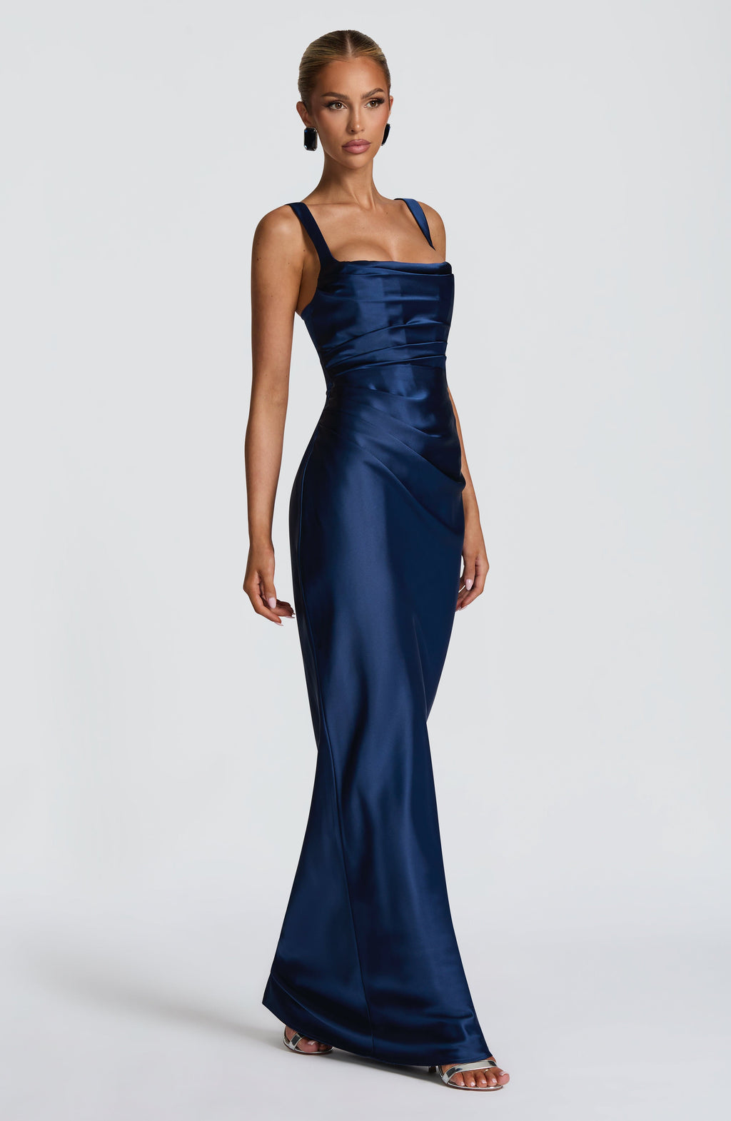 Carlota™ - Vestido Largo de Satén Azul Marino