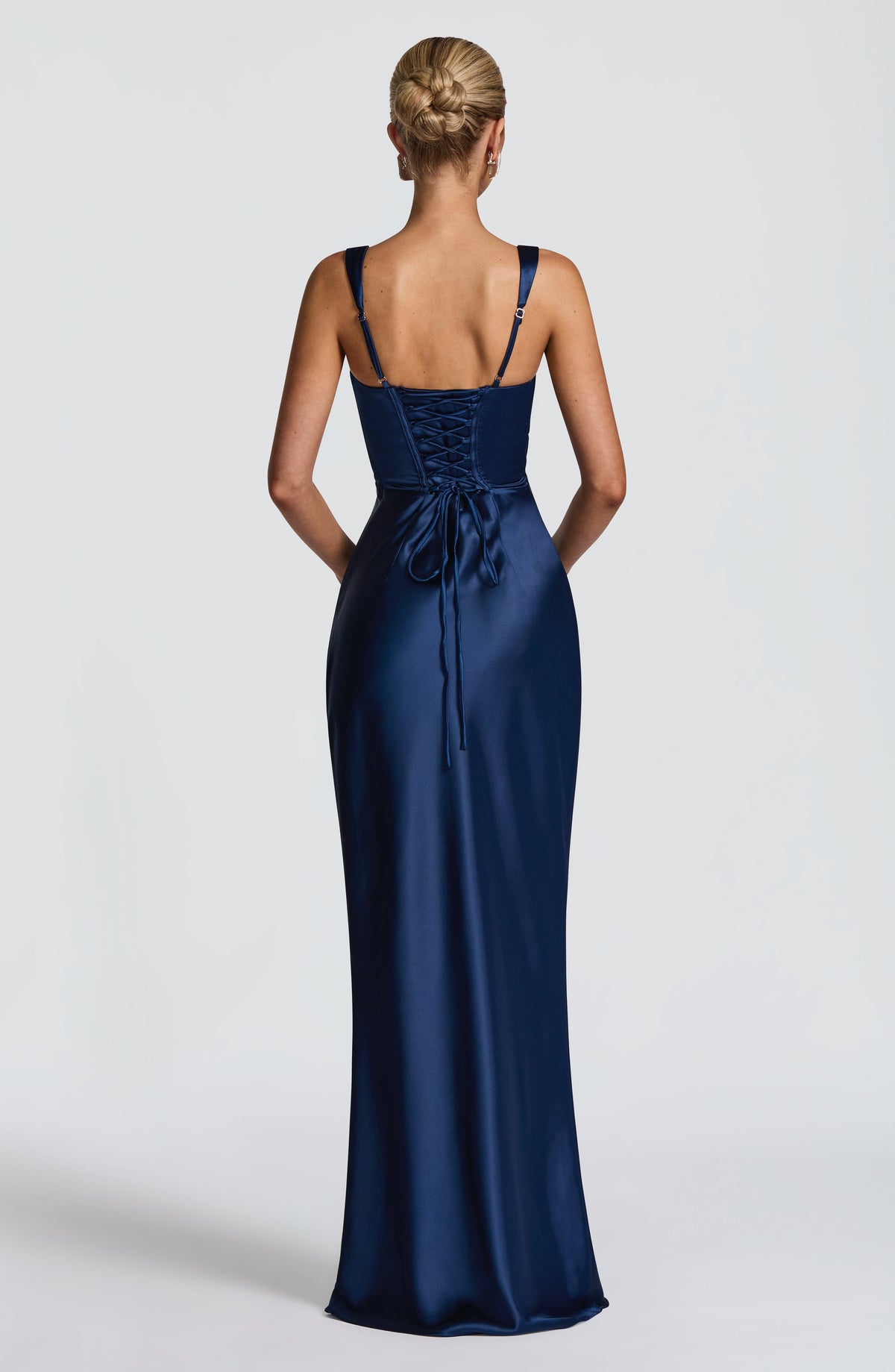 Carlota™ - Vestido Largo de Satén Azul Marino