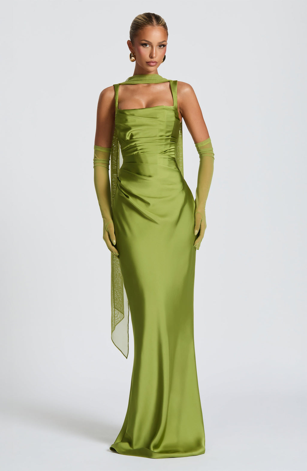 Carlota™ - Vestido Largo de Satén Oliva