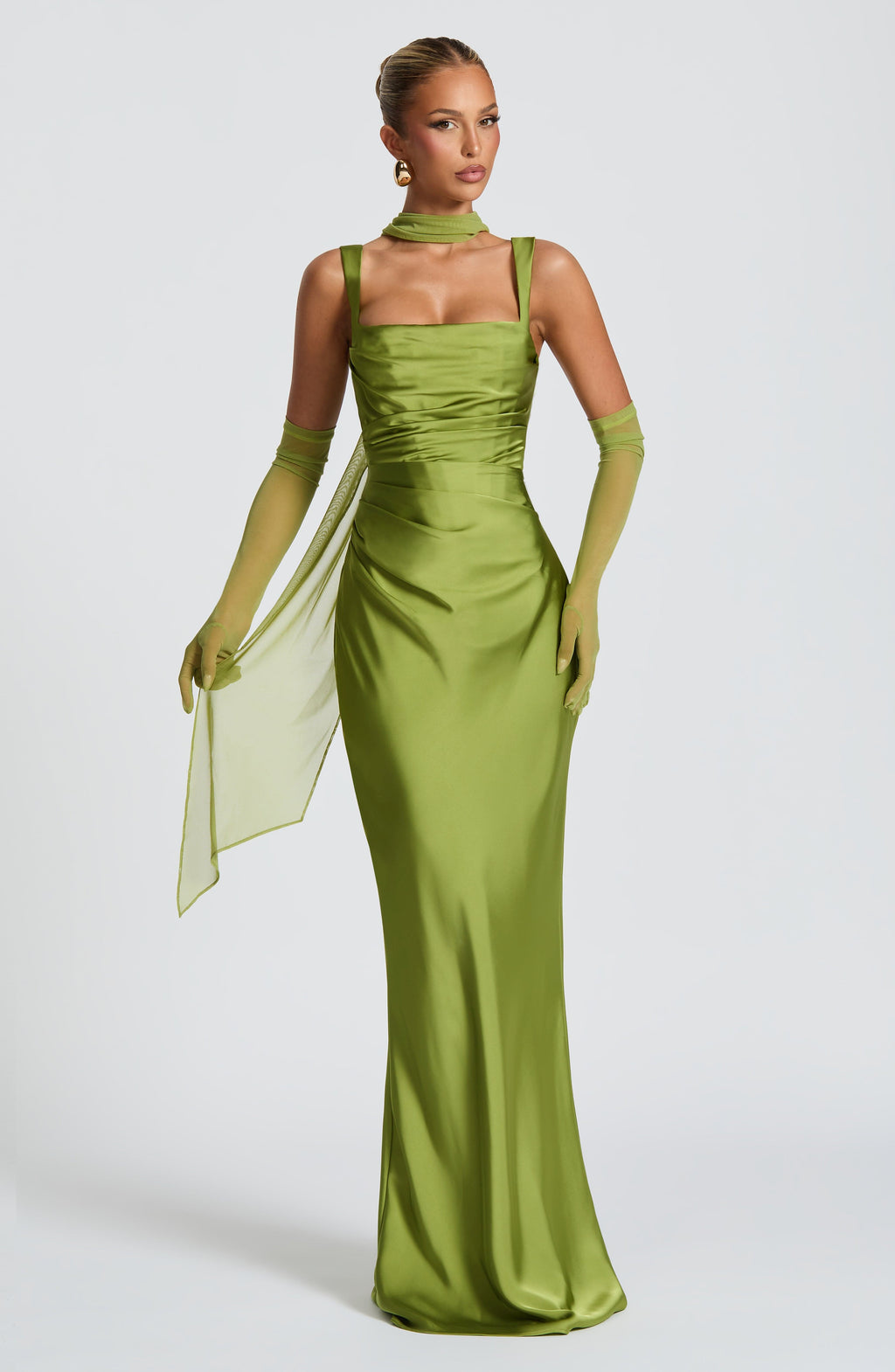 Carlota™ - Vestido Largo de Satén Oliva