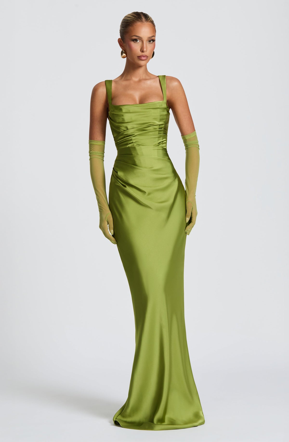 Carlota™ - Vestido Largo de Satén Oliva