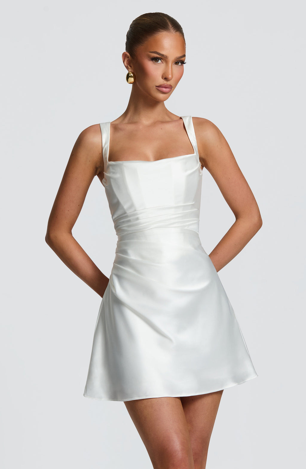 Carlota™ - Vestido Corto de Satén Marfil