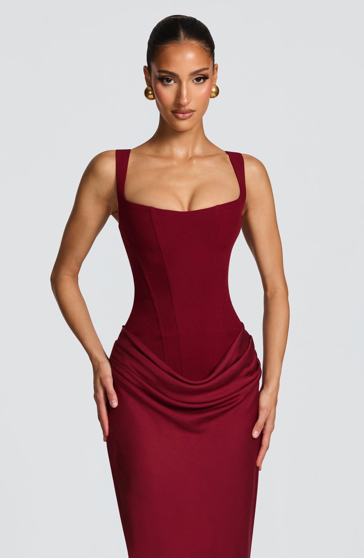 Cornelia™ - Vestido Largo con Corsé Burdeos