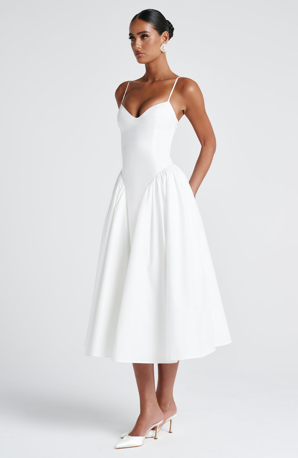 Emma™ - Vestido Midi con Godets Marfil