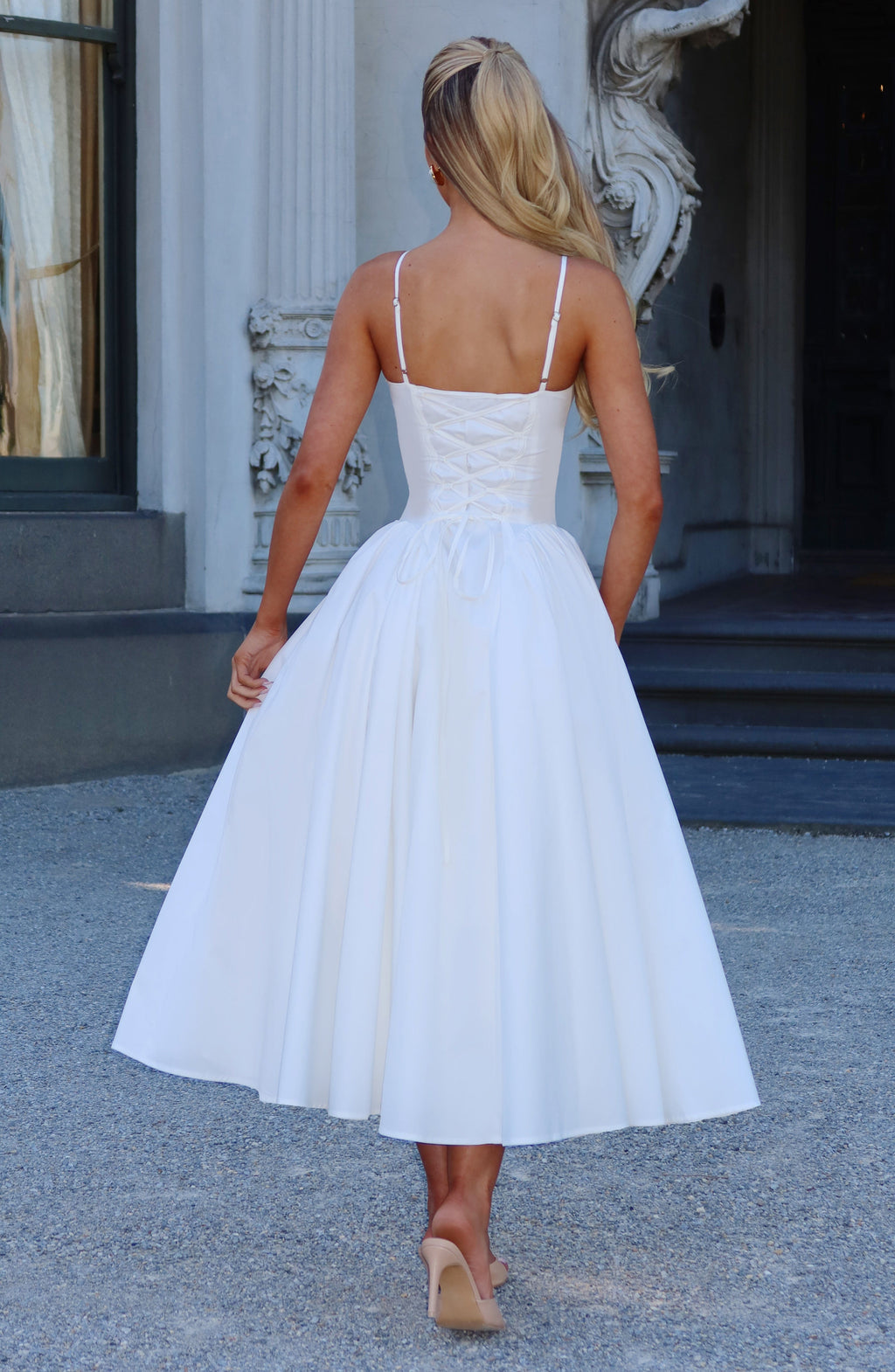 Emma™ - Vestido Midi con Godets Marfil