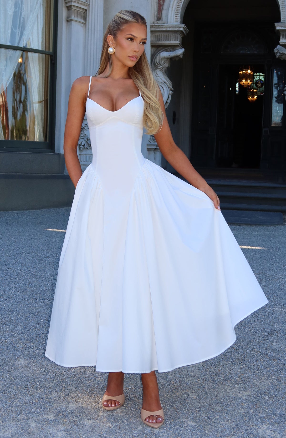 Emma™ - Vestido Midi con Godets Marfil