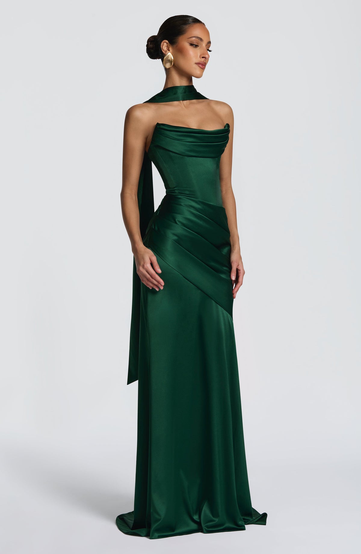 Cristina™ - Vestido Largo con Cola Esmeralda