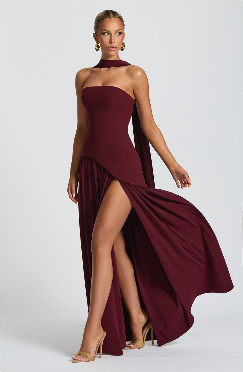 Malena™ - Vestido Largo de Chifón Cereza