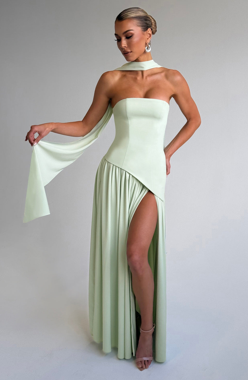 Malena™ - Vestido Largo de Chifón Menta