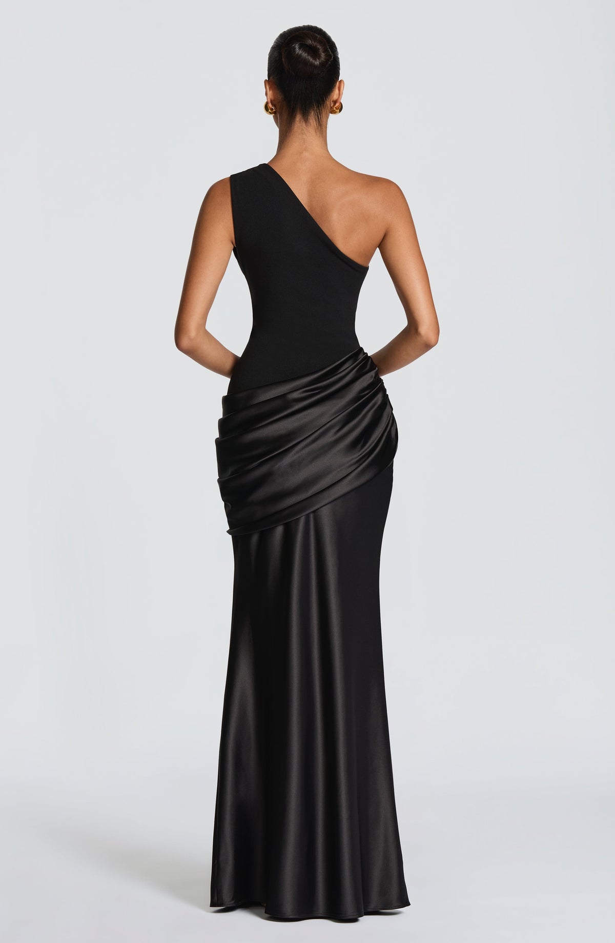 Sabina™ - Vestido Largo de Satén Negro