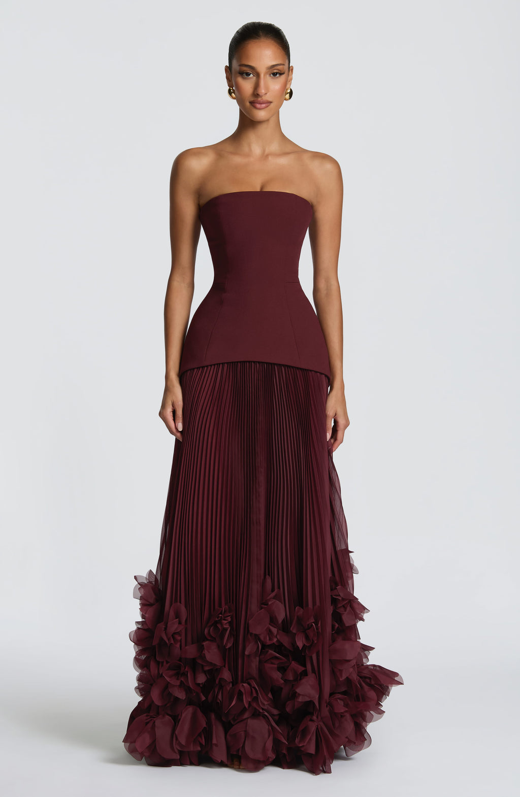 Serafina™ - Vestido Largo con Apliques Cereza