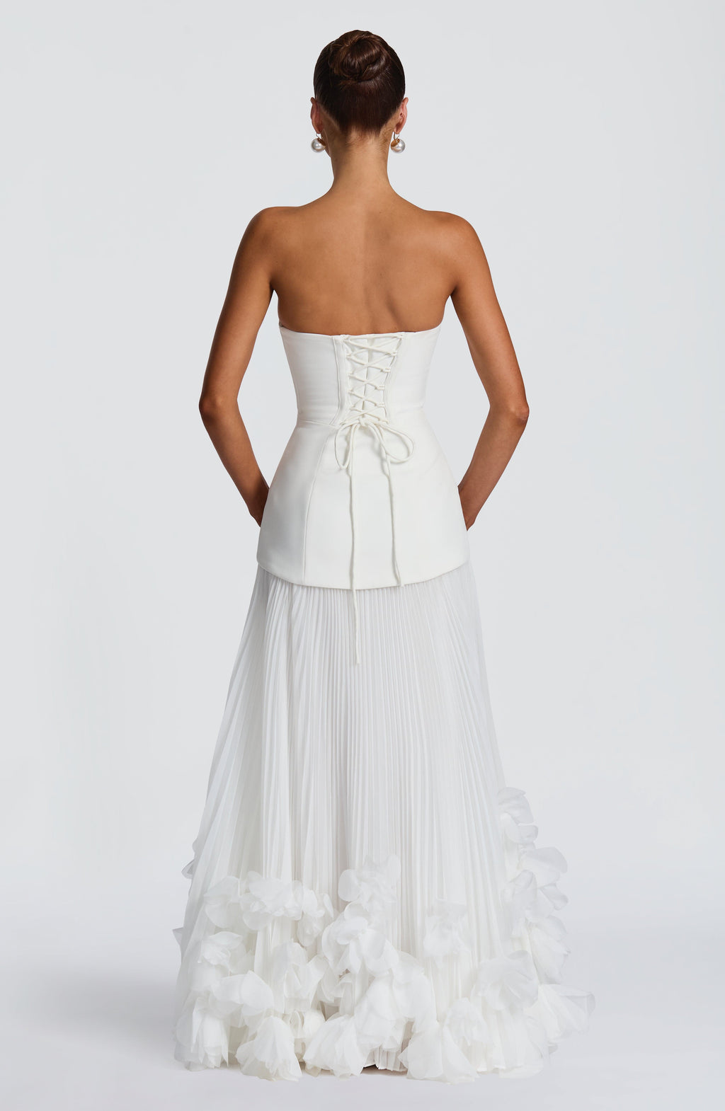 Serafina™ - Vestido Largo con Apliques Marfil