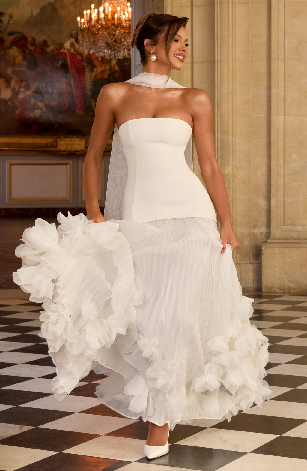 Serafina™ - Vestido Largo con Apliques Marfil