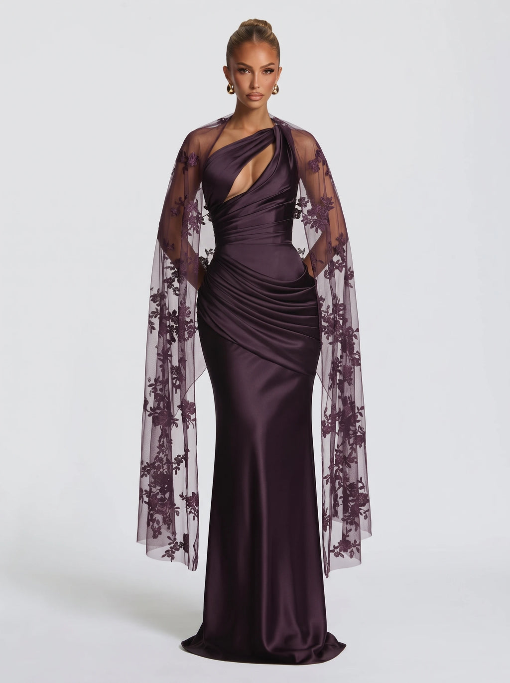 Tania™ - Estola de Tul Bordado morado, cuerpo entero con el vestido a juego