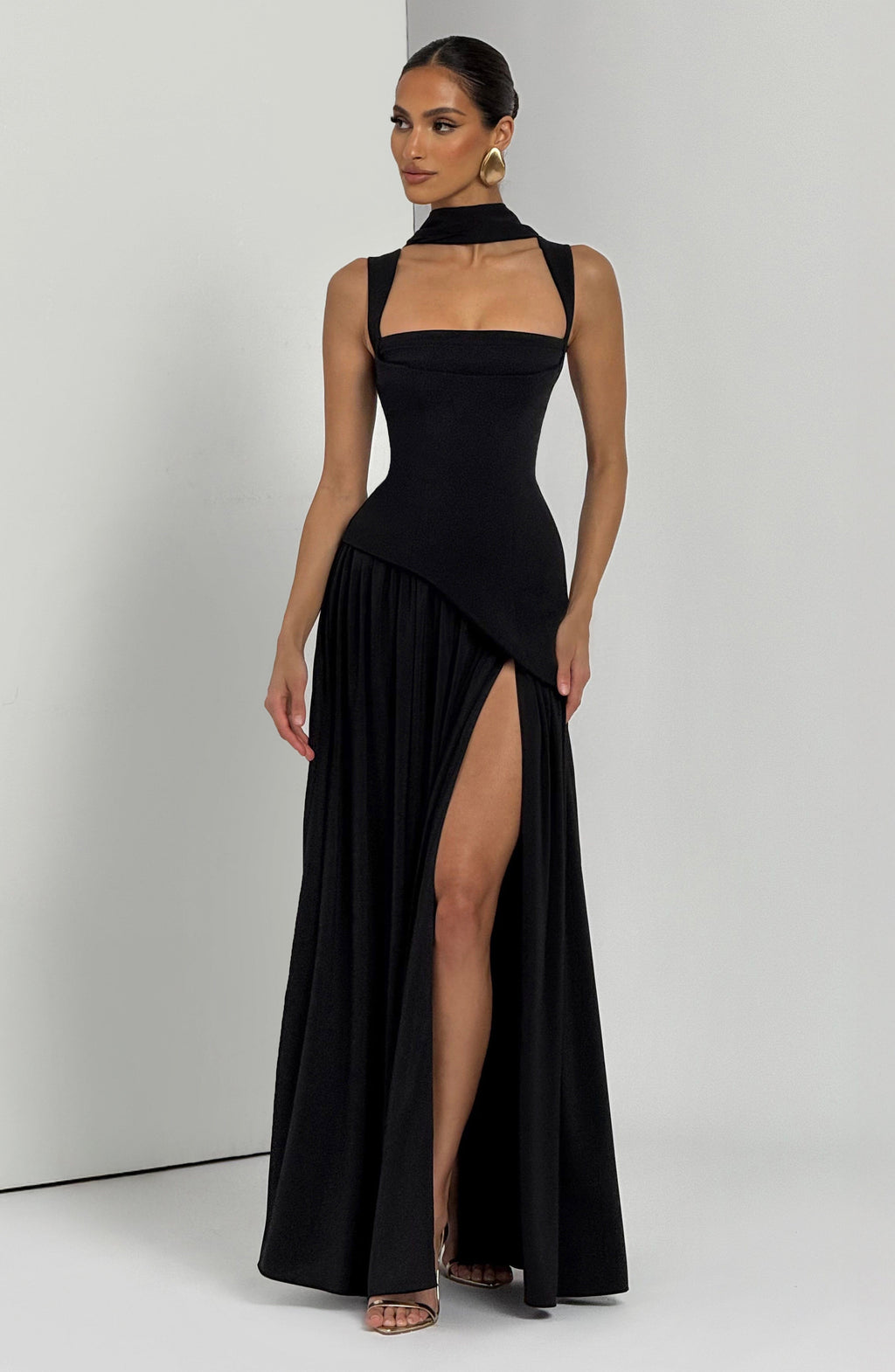 Ainara™ - Vestido Largo de Crepé y Chifón