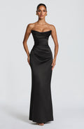 Vega™ - Vestido Largo de Satén Negro